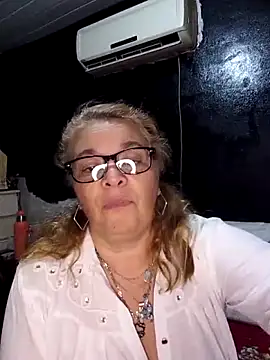 Chatroom XXX en direct de momismilf544
