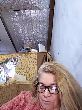 momismilf544 Live XXX Chat