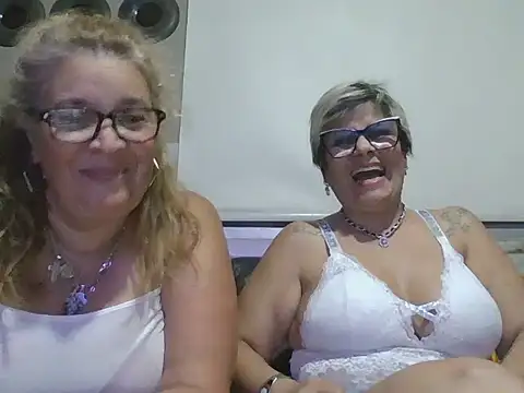 momismilf544 – Live XXX-chat