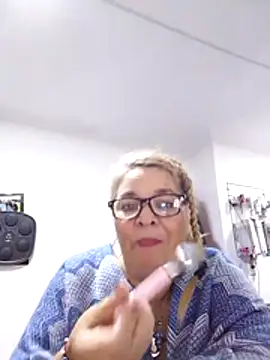 momismilf544: вебкам-шоу