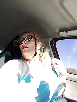 momismilf544's Live XXX Chat