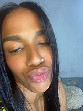 FlorSalvaje_ 라이브 XXX 채팅