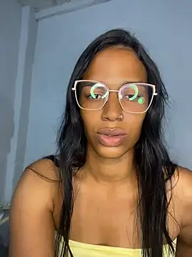 Czat XXX na żywo – FlorSalvaje_