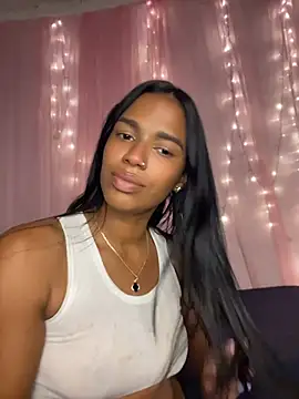 FlorSalvaje_ – Live XXX-chat