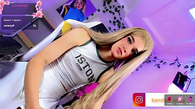 Вебкам-шоу Sophiaa_doll_