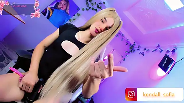 Show Webcam de Sophiaa_doll_