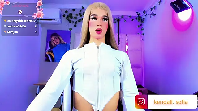 Sophiaa_doll_ webkamerás műsora