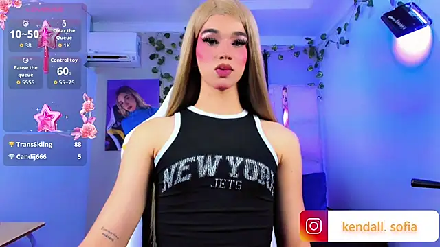 Show Webcam de Sophiaa_doll_