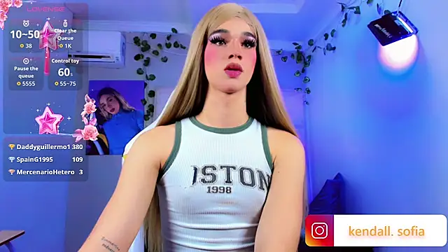 Sophiaa_doll_ Шоу с уебкамера