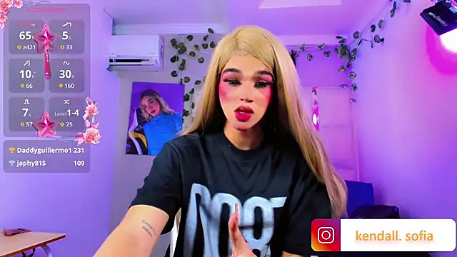 Sophiaa_doll_ Webcamshow