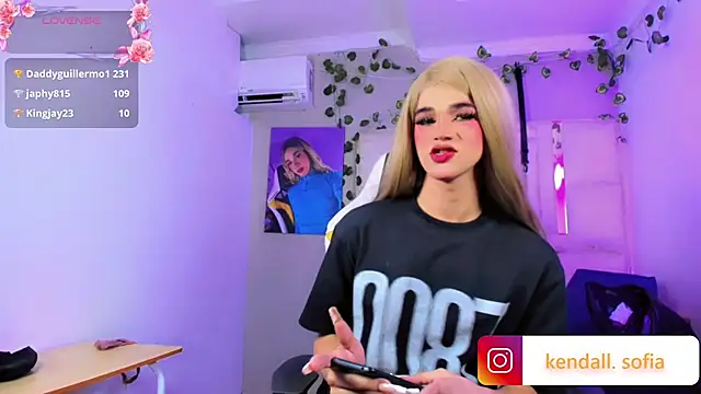 Show webcam de Sophiaa_doll_