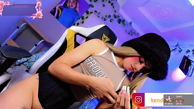 Sophiaa_doll_ – webcam-show