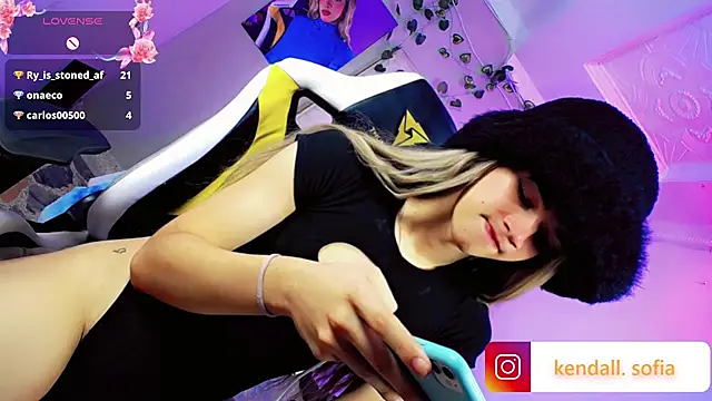 Webkamerová show Sophiaa_doll_