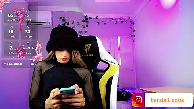 Sophiaa_doll_ webkamerás műsora