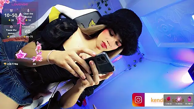 Sophiaa_doll_n Webbikameraesitys