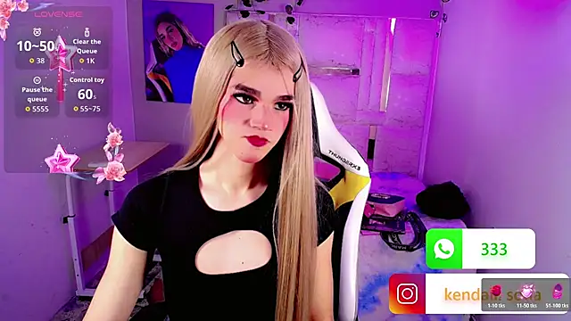 Sophiaa_doll_ Webcamshow