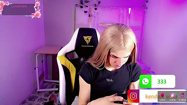 Sophiaa_doll_ Pertunjukan Webcam