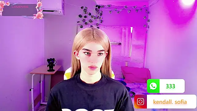 Sophiaa_doll_ Adlı Modelin Web Kamerası Şovu