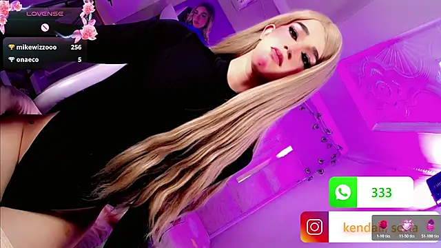 Show de webcam de Sophiaa_doll_