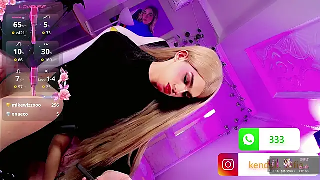 Show de webcam de Sophiaa_doll_