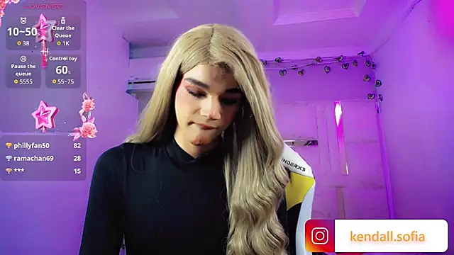 Sophiaa_doll_n Webbikameraesitys