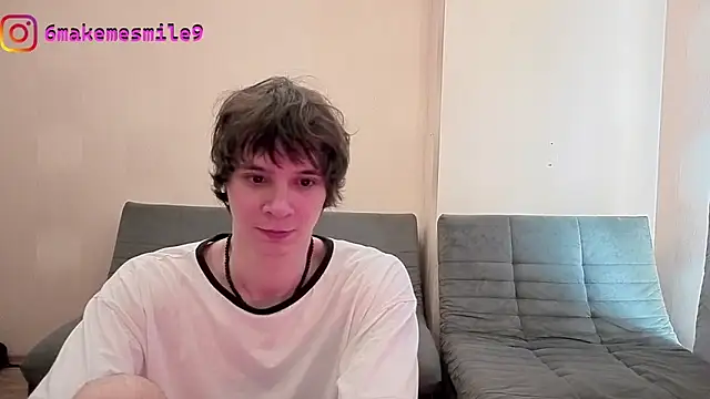 הופעת וובקאם של AnthonyCuutie