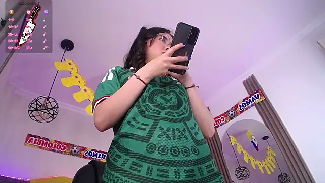 Chat XXX ao vivo de Amara_Davis1