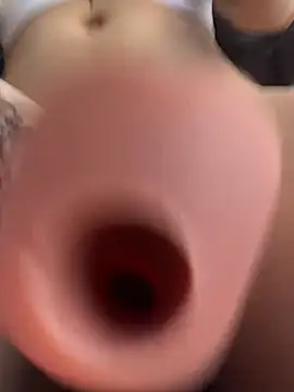 Pokazy przed kamerką – Pink_Kiss