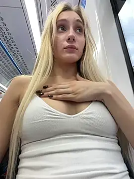 Pink_Kiss' Webcam Show