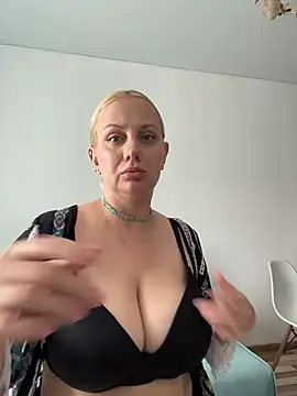 Avery_Wilson Chat XXX in diretta