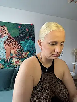 Avery_Wilson Live XXX-Chat