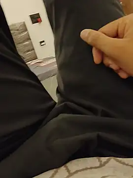 Gurgaonbull01's Webcam Show