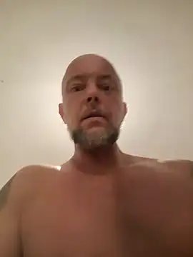 HornyDaddyMuscle Show Webcam
