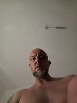 HornyDaddyMuscle's Webcam Show