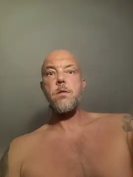 HornyDaddyMuscle's Webcam Show
