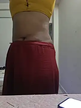 SubhadraTelugu Adlı Modelin Canlı XXX Sohbeti