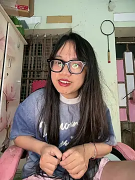 Emmiuuuu03 Webcamshow