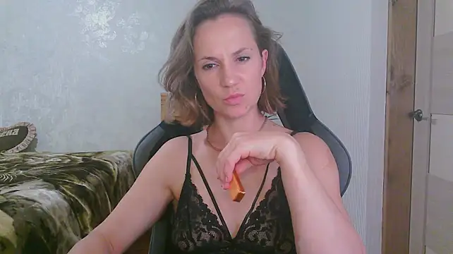 AmazonkaHot – Kamerová šou
