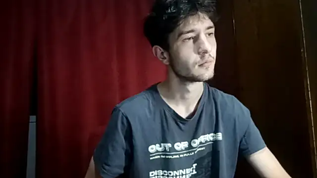 Show modela _ZaneX na web-kameri