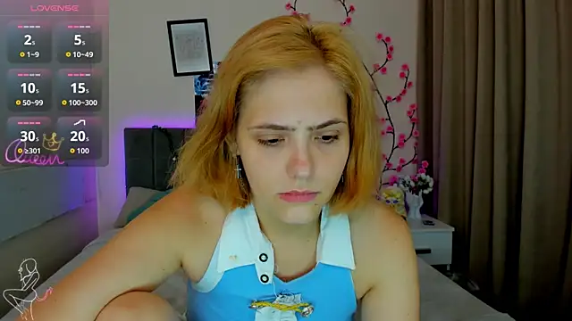 Živý XXX chat DellaRows