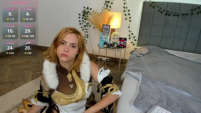 DellaRows Show in webcam