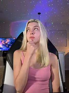 Rainsworld420 Show in webcam