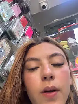 XXX chat uživo modela __Nahomy