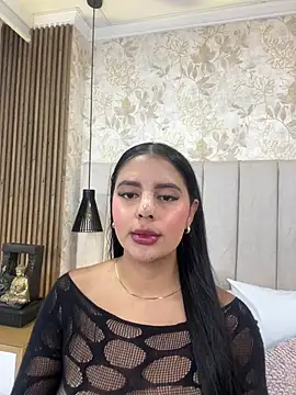 AnitaMore_ Adlı Modelin Canlı XXX Sohbeti