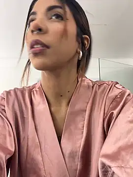 VioletaHills_のライブXXXチャット