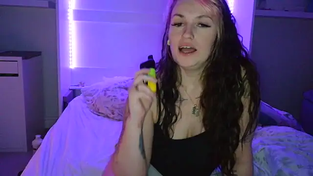 Chat XXX en directo de nyxiejinx