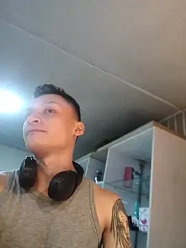 DIEGO_JONES Show in webcam