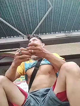 traiwe06's Webcam Show