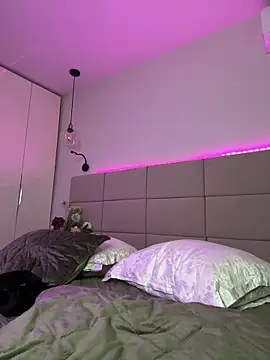 Živá chatovací místnost _CarlaDoll