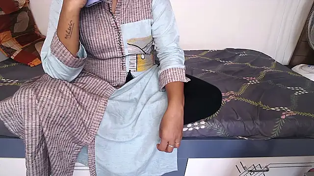 Miss_Sanika Webcam-Show